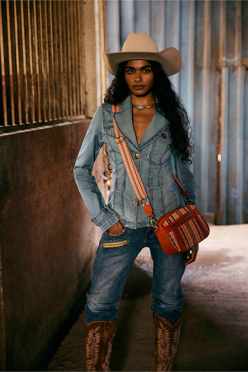 Pueblo Pointe Crossbody Bag In Red